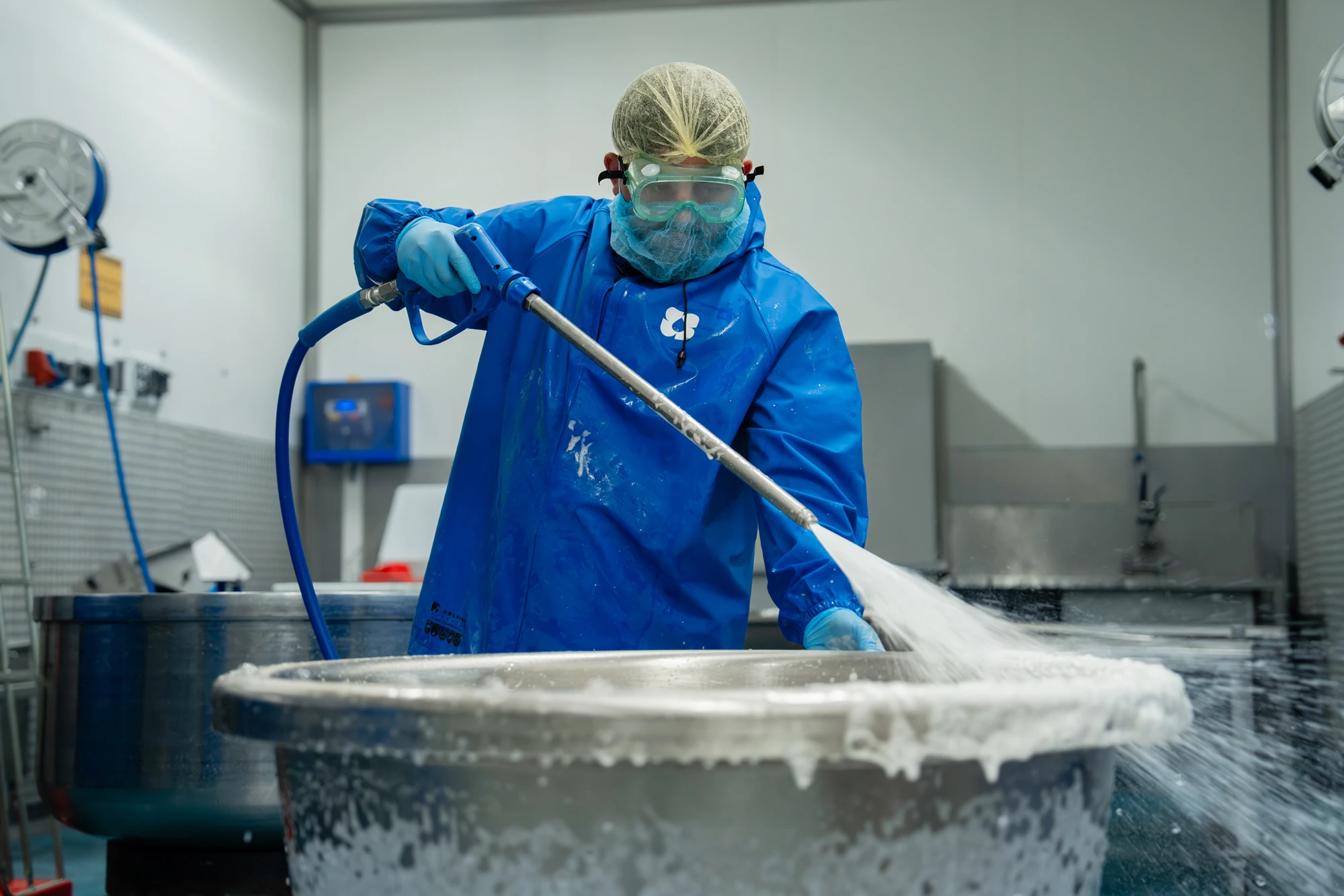 Foodsafe reiniging van een productieruimte met hogedruk